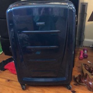 NOT FOR SALE//ON HOLD!! Samsonite Winfield Spinner
